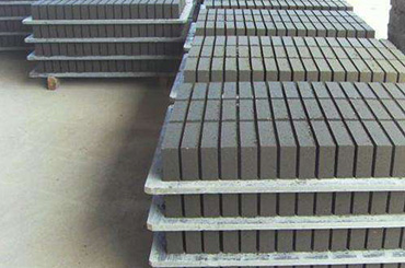 <a href=http://www.gzsanxin.com.cn/ target=_blank class=infotextkey>免燒磚托板</a>