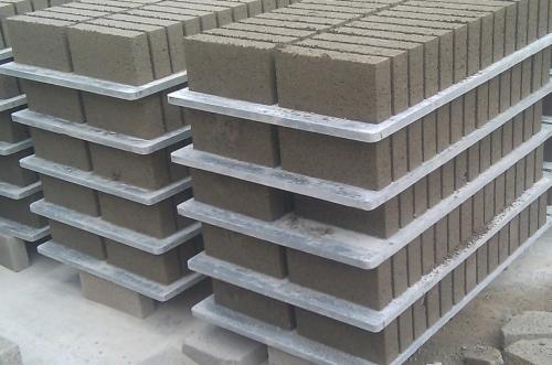 <a href=http://www.gzsanxin.com.cn/zjtb/ target=_blank class=infotextkey>PVC磚機托板</a>廠家